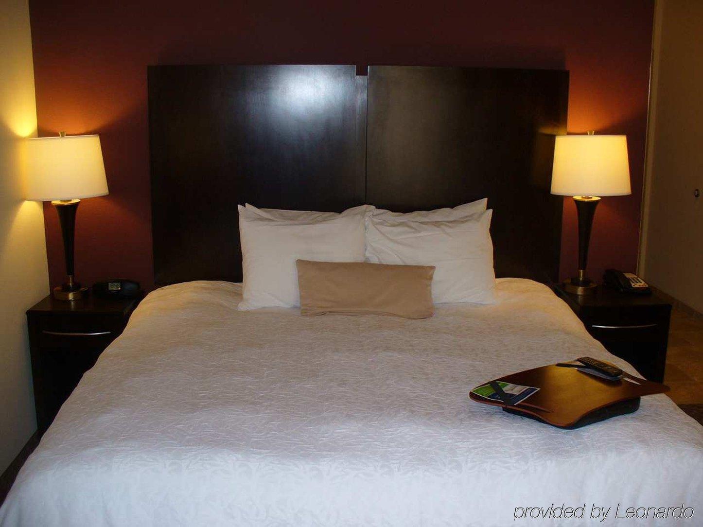 Hampton Inn & Suites Enid Zimmer foto